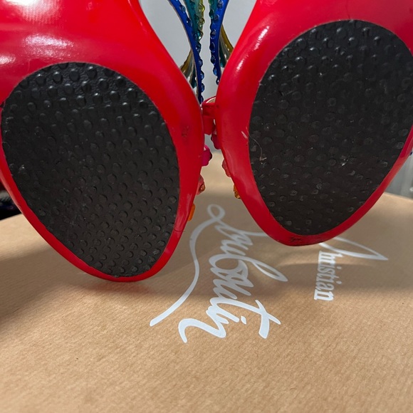 100 Jewels - Picture 2 of 3